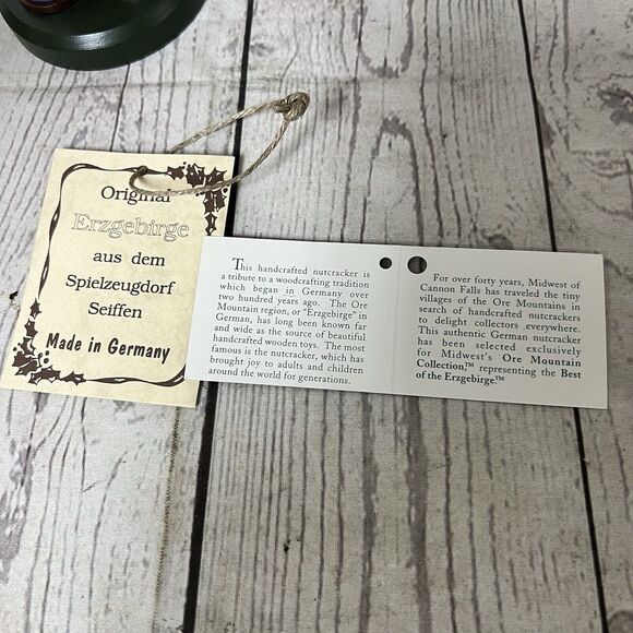 Lady Gardener Wood Nutcracker Erzebirge Germany Christian Ulbricht - Picture 13 of 16